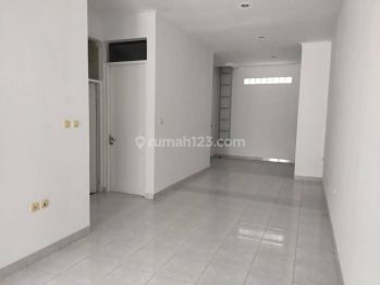 Disewakan rumah siap huni di taman kopo indah 5 v tki bandung dekat tol soreang
