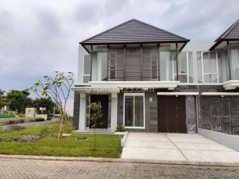 201. Dijual Rumah Hook 2 Lantai Perumahan Citra Garden Sidoarjo