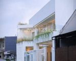 thumbnail-rumah-indah-simpang-darmo-permai-furnish-0