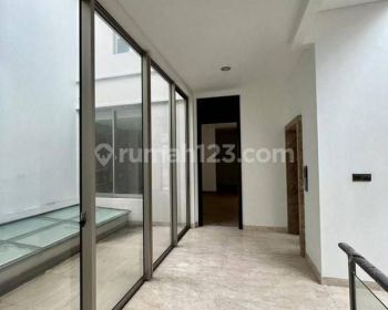 Rumah Favorite Golf Island Pantai Indah Kapuk