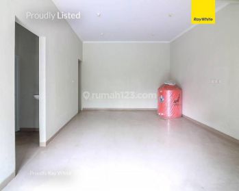 Rumah Minimalis, Rumah Siap Huni Dan Lokasi Strategis Di Jaksel