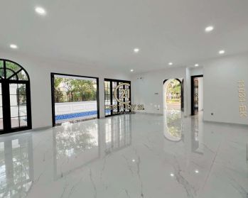 Rumah Brand New Sedang Finishing Lokasi Samping Dan Depan Taman