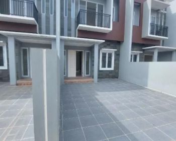 Rumah 2 lantai ready stok akses jalan raya