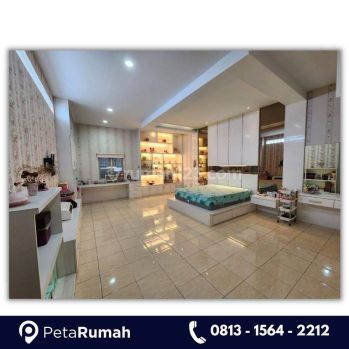 Rumah Daerah Asia Sutrishno jalan perak