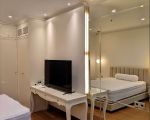 thumbnail-disewakan-apartemen-residence-8-senopati-1-br-76-m2-fully-furnished-5