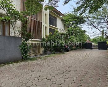Kemang Townhouse Jakarta Selatan