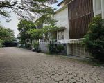 thumbnail-kemang-townhouse-jakarta-selatan-2