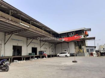 Gudang Coldstorage Bu di Muara Baru, Jakarta Utara 1.500 M HP