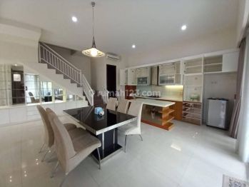 Rumah Modern Minimalis Di Cipete Dekat Antasari