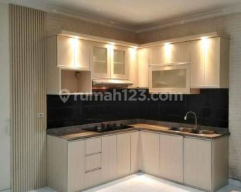 Rumah 2 lantai disewa plus furniture di kota wisata cibubur