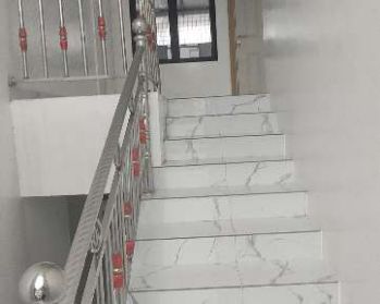 RUMAH DI SEWAKAN PER TAHUN PALEM SEMI KARAWACI KOTA TANGERANG