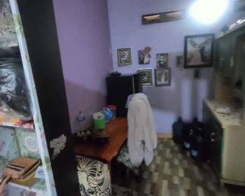 Rumah luas SHM di Karang Tengah Tangerang