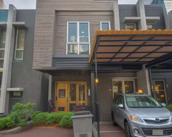 Rumah siap huni dekat danau di Symphonia Gading Serpong