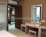 thumbnail-apartemen-2-kamar-tidur-paladian-park-furnished-bagus-9