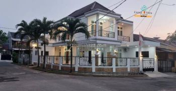 Rumah Hooke 2lantai Murah Huni Gratis AC
