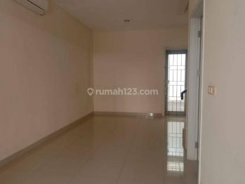 Disewakan rumah 3 Lantai SHM 4 kamar bagus banget!!!!