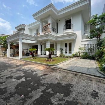 Rumah siap huni  di Lebak bulus 2 Lantai SHM Bagus
