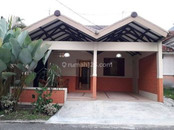 Di sewakan bulanan fully furnish  Sentul city