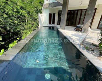 Sell Rumah: Villa 3lantai keewel