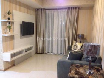 APARTEMEN CASA GRANDE  2 Kamar + Maid Room Tidur Furnished Bagus