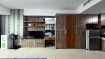 U Residences 2 Full Furnish Lengkap Best View Lapangan Golf