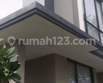 Rumah 2 lantai di cakung asya ,siap huni harga 5.6 M Luxury, bisa KPR, Strategis