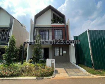 Daerah Akses Alam Sutera, Gading Serpong Ukuran Besar 8x12m2 Room