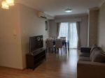 thumbnail-disewakan-apartemen-cosmo-mansion-3-bedroom-lantai-tinggi-furnished-1