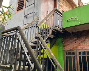 Rent Rumah Kosan: Kost semi villa