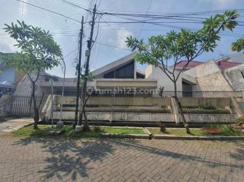 Rumah Usaha Manyar Kertoarjo Belakang Resto Primarasa  SHM