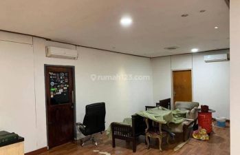 kan Ruang Usaha Hook Luas 570m Cempaka Putih