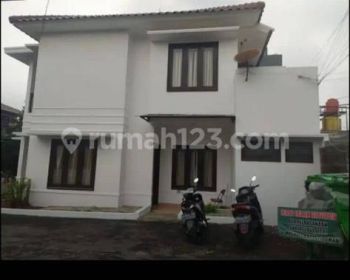 Dijual murah rumah Mahoni Town House Kair Ragunan Pasar minggu jakarta Selatan