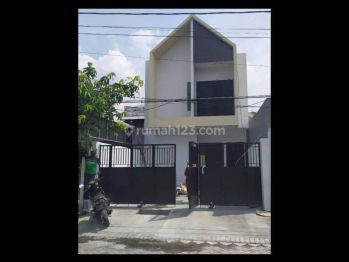 Dijual Rumah Model Minimalis Di Simpang Darmo Permai Utara