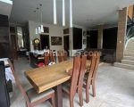 thumbnail-dijual-rumah-mewah-2-lantai-strategis-sayap-dago-bandung-2