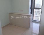 thumbnail-disewakan-apartemen-furnished-gold-coast-studio-siap-huni-4