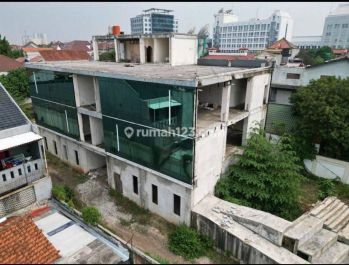 Dibawah NJOP Gedung Tua 1.890m² Jalan Harsono Pasar Minggu