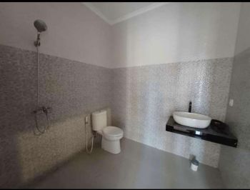 LEASE HOLD NEW 3 BR VILLA IN CANGGU