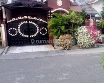 Rumah Bagus SHM di Boulevard Hijau, Bekasi