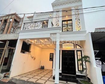 Rumah 2 Lantai Mewah Berkualitas Dekat Tol Kukusan Depok