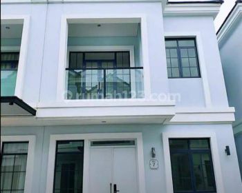 Sewa murah rumah doubel dacker lavon Cikupa tangerang