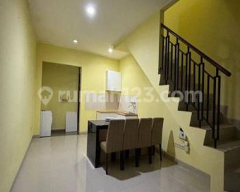 RUMAH MUNGIL SEMI FURNISHED NYAMAN GREEN LAKE CITY