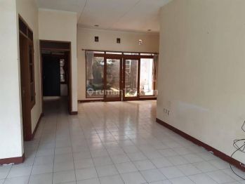 Dijual Rumah di Taman Kopo indah lt 204 hadap Utara