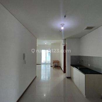 2 Bedroom Sewa Tahunan, Apartement Green Bay