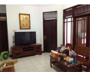 Rumah Strategis di Palem Semi Karawaci dijual