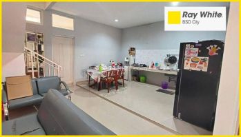 Rumah Green Lake di west europe