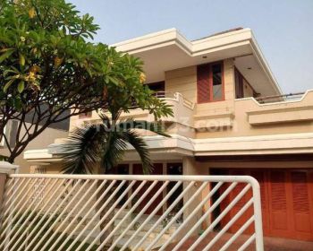 Rumah Mewah Asri Perumahan Pulogebang Permai, Jaktim