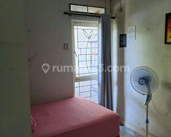Rumah Semi Furnished Siap Huni di Puri Surya Jaya Gedangan