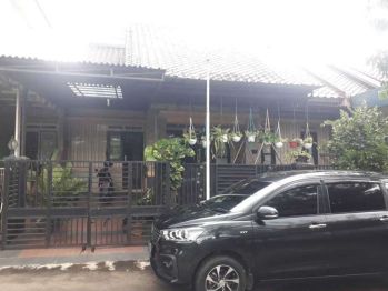 Dijual rumah di mutiara sentul
