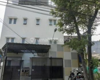Rumah kost 3.5 lantai di tawakal jakarta barat