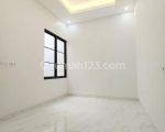 thumbnail-dijual-rumah-white-house-modern-classic-di-ciracas-jakarta-timur-9